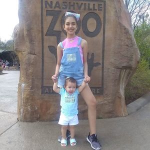 Meet your Posher, Rachel